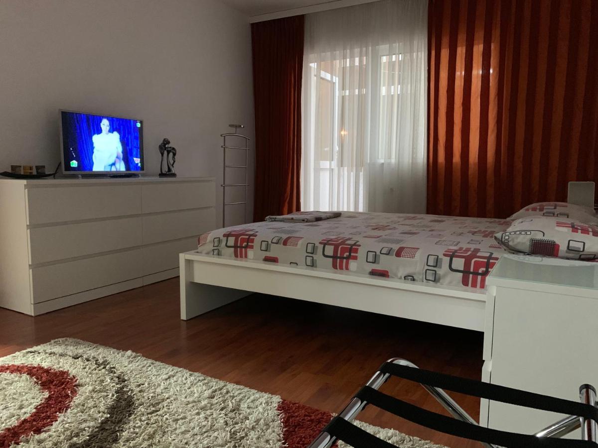 Ana Center Apartment Galaţi Exteriör bild